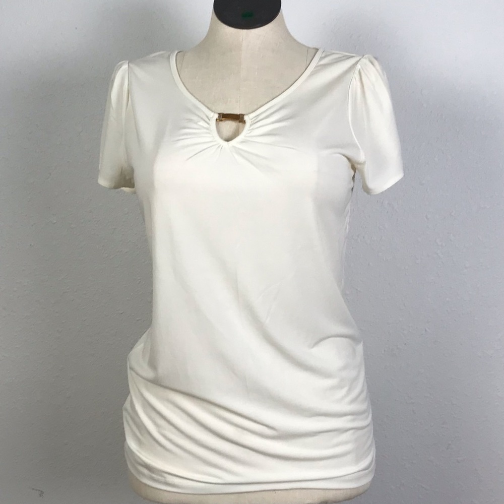 Banana Republic Women’s Blouse short sleeve pullover size M color white V-neck